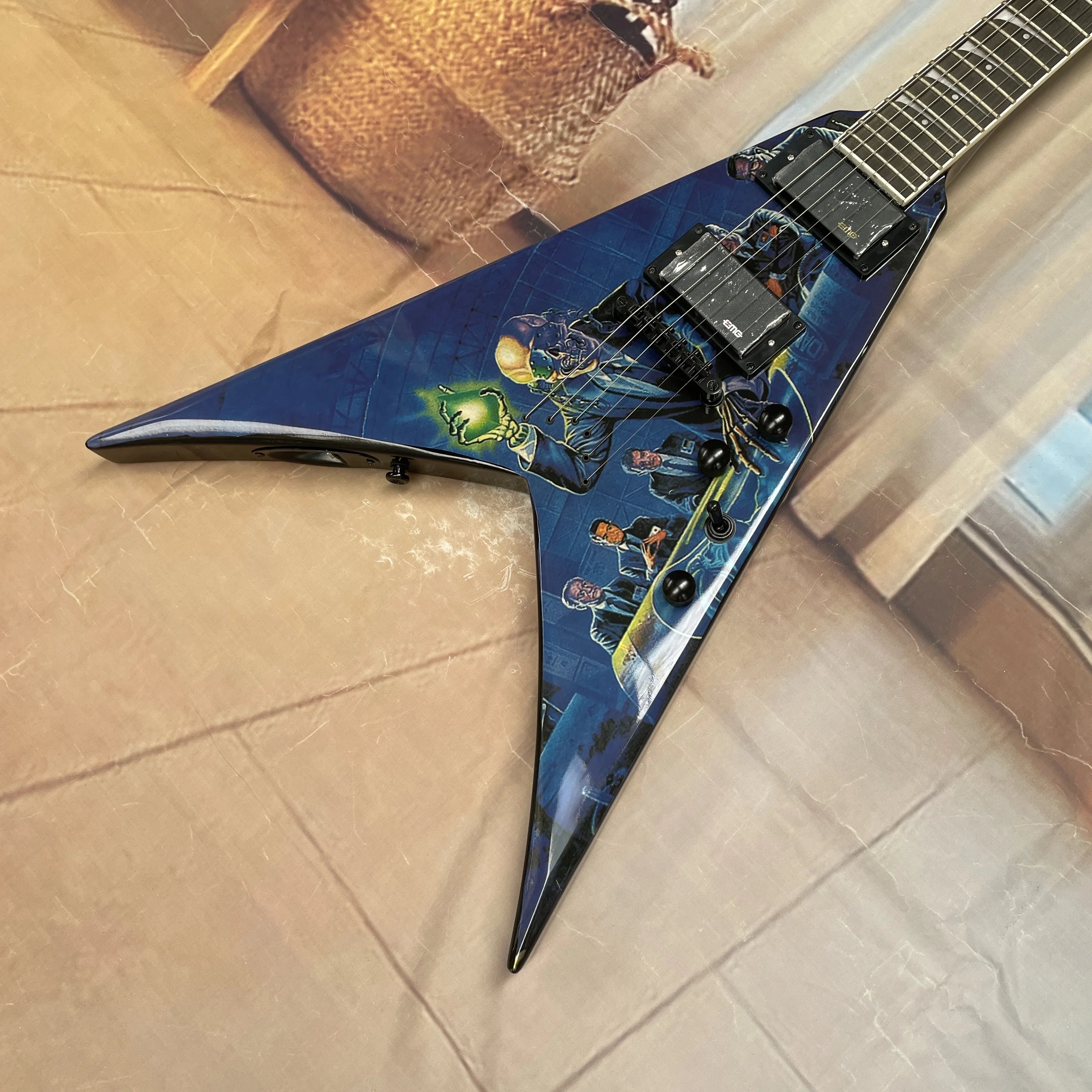 V-Shaped Painted 6-…