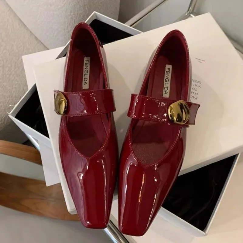 French Niche Flat-soled Pointed-toe Women's 2025 Spring New Slip-on Shoe