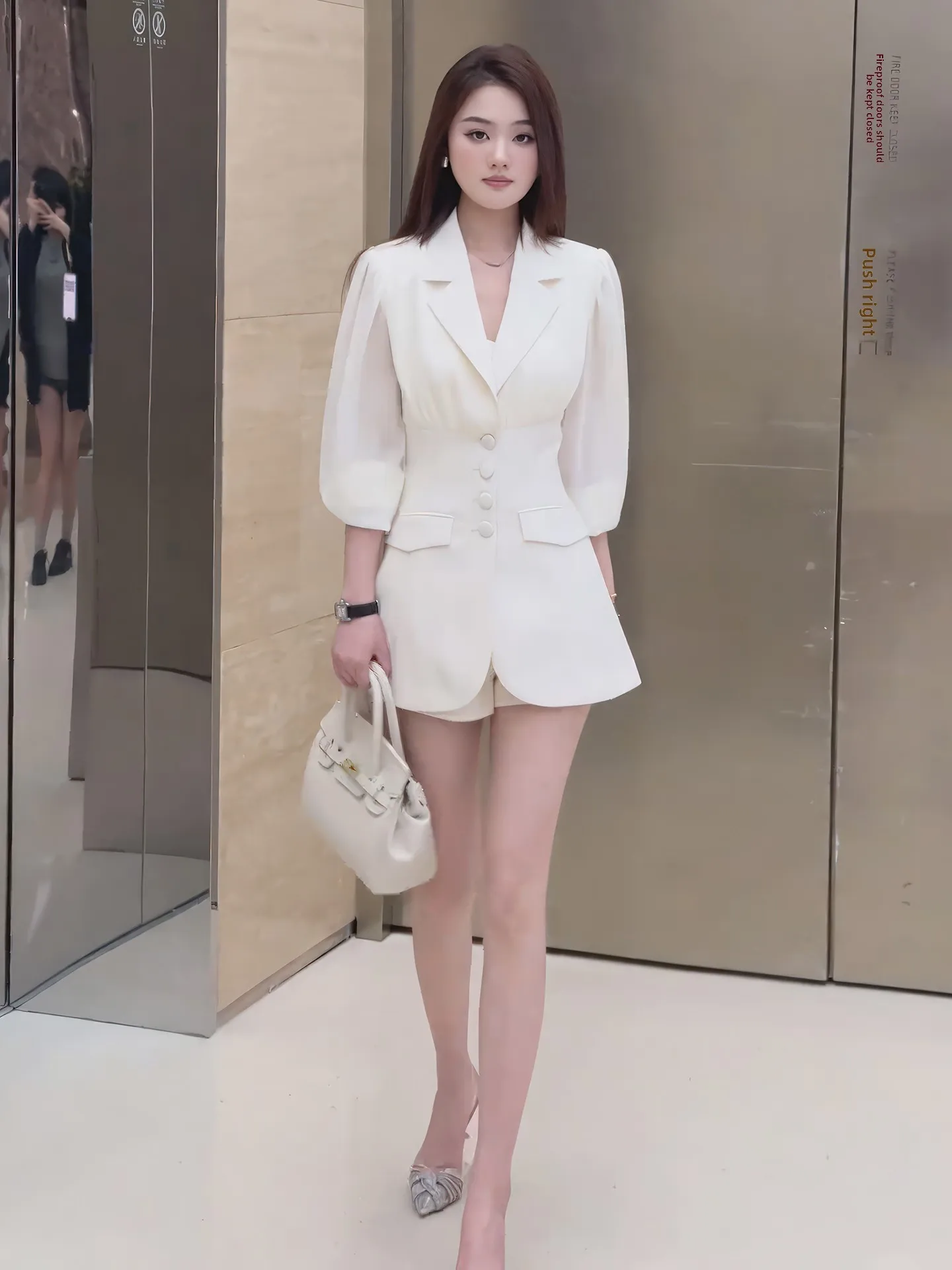 

Ele Faionable женский костюм, лето 2021, корейский костюм с застежкой на талии Bubble Sve Jaet orts, модный наряд из двух предметов