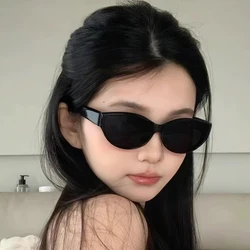 High-end Trend UV Resistant Sunglasses Vintage Cat Eye Small Frame Sunglasses Men Women Sun Protection and Driving Sunglasses