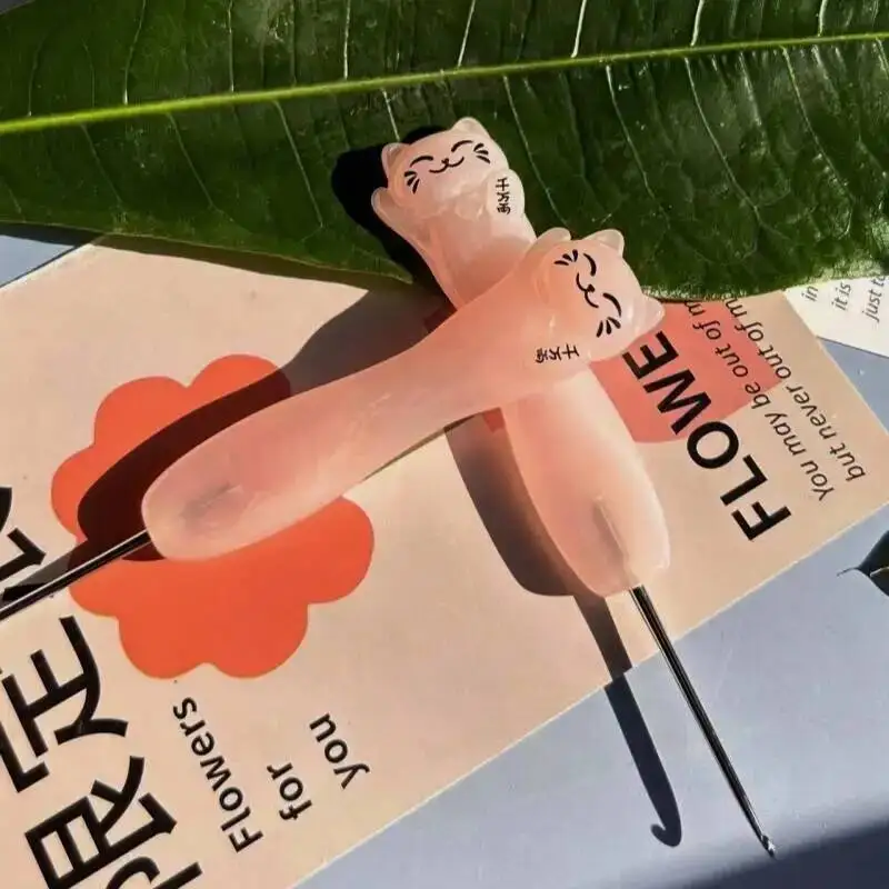 

Crochet Hooks Resin Cute Cat Handle Aluminium Crochet Knitting Sweater Needles Craft Home DIY Knitting Needles Sewing Tools