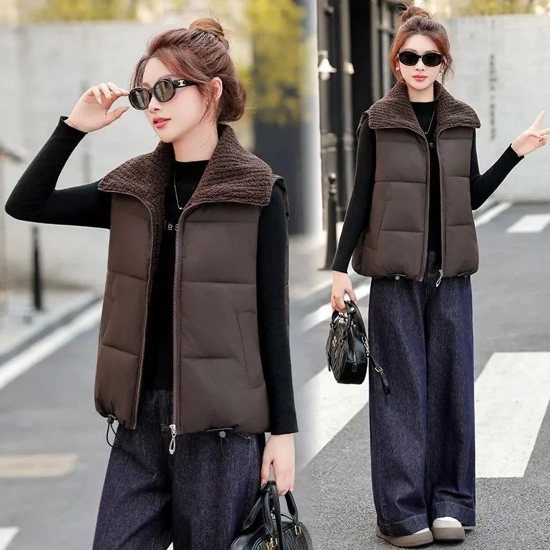 قصيرة بولي PU المتاح القطن سترة سترة المرأة خريف/شتاء 2025 جديد التلبيب أكمام معطف الكورية انفجار صدرية القمم الإناث