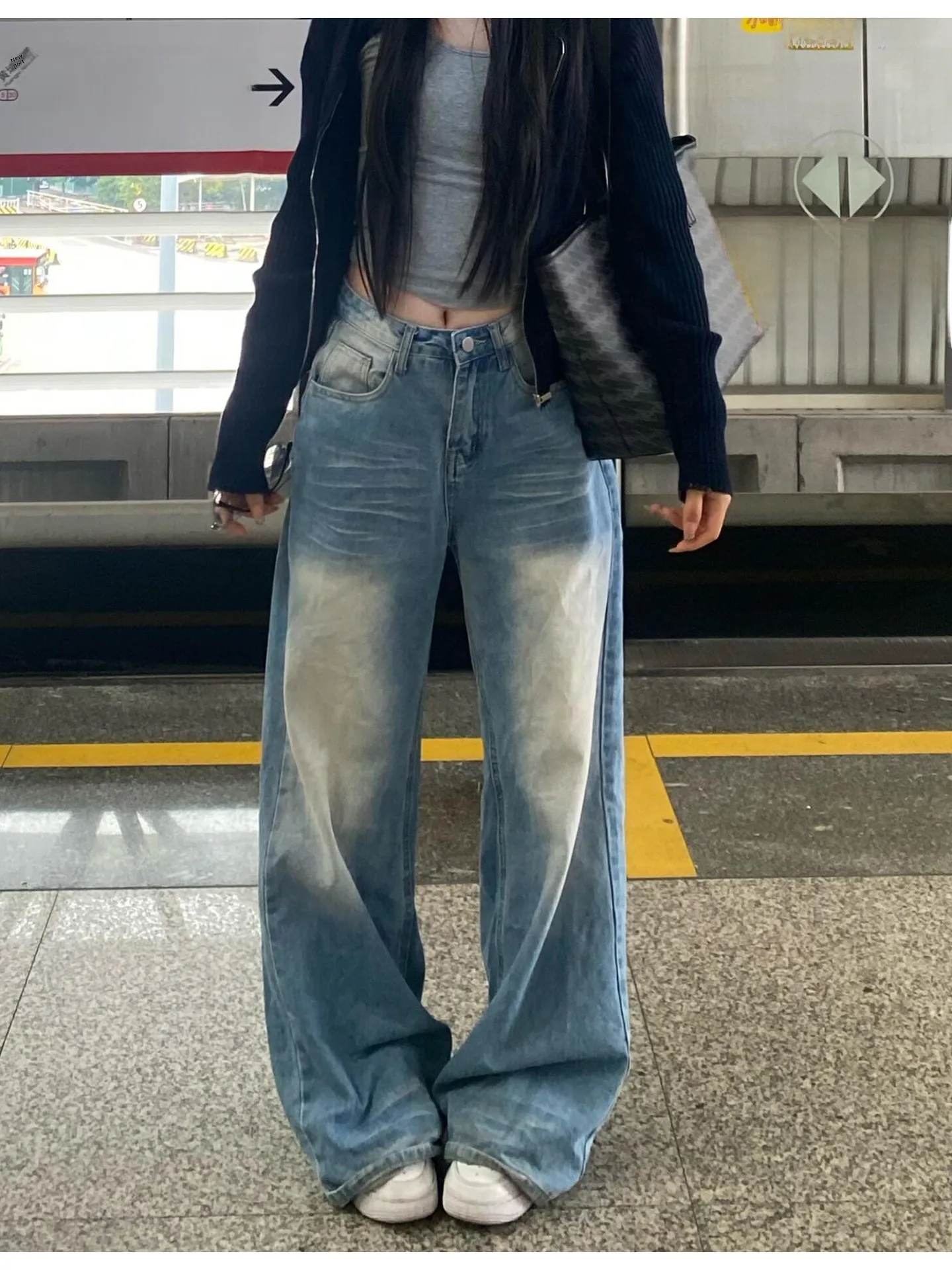 plus Size High Waist Distred Denim Pants Women's Loose Fit Casual Trousers Wide Leg Jeans Slimming Effect Winter New