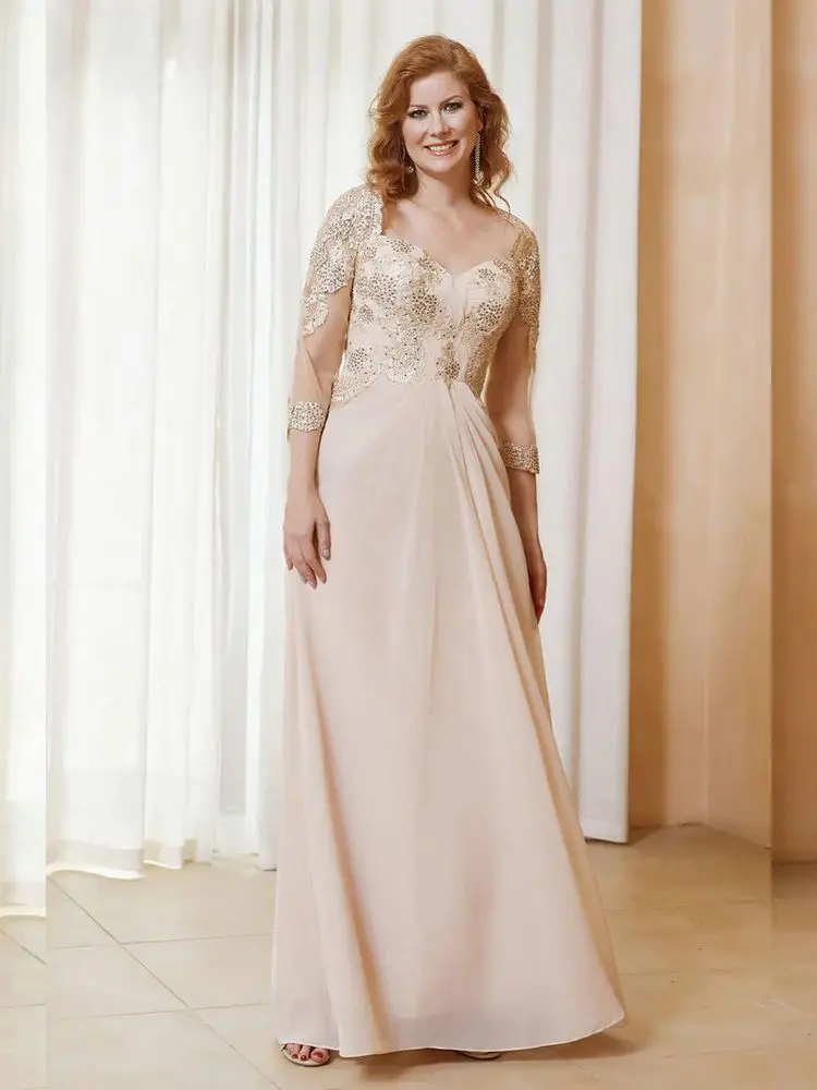 Vestido de gasa de encaje con cuentas y escote corazón