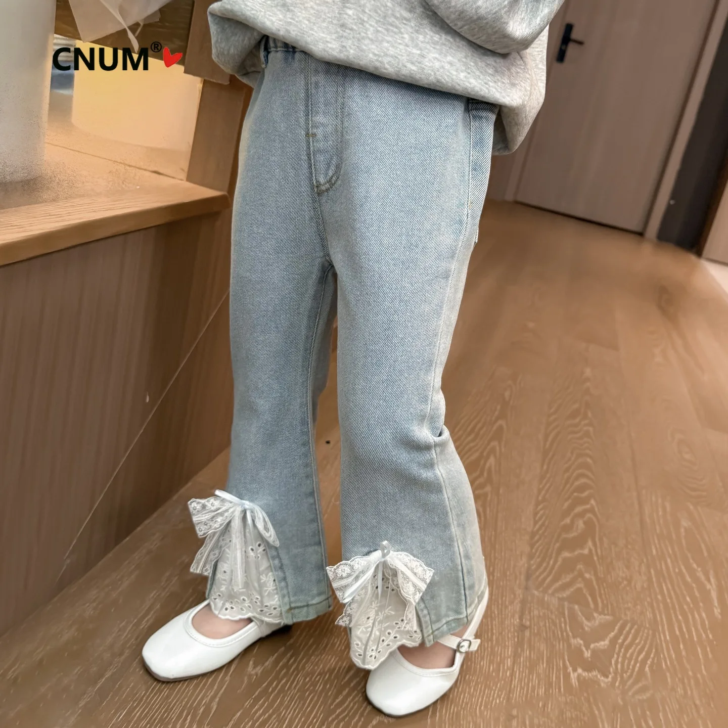 Girls' Jeans 2026 New Spring Fashion Lace Patchwork Slight Flare Pants