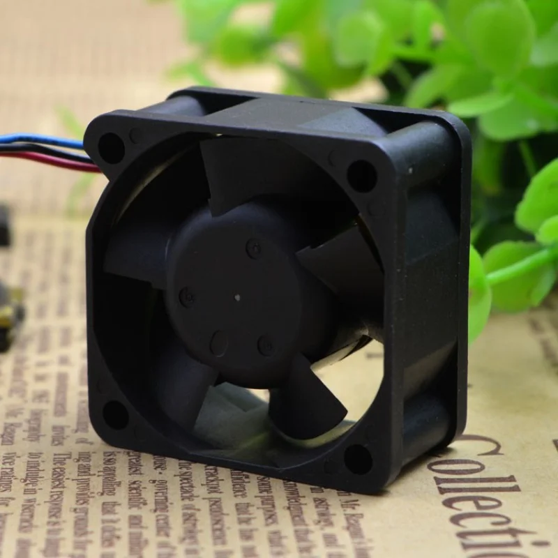 EFB0405MD-ROO 5V 0.24a Server Fan 4020 4cm EFB0405MD