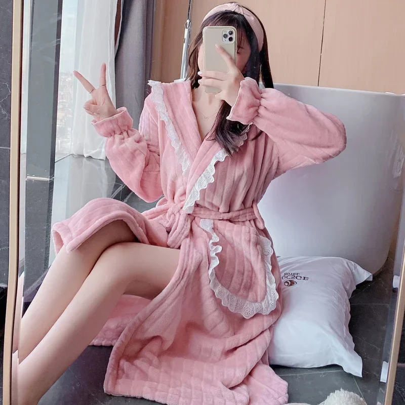 

2022 Winter Long Sleeve Thick Warm Flannel Kimono Robes for Women Cute Lace Bathrobe Sleepwear Bath Robe Nightdress Night Dress