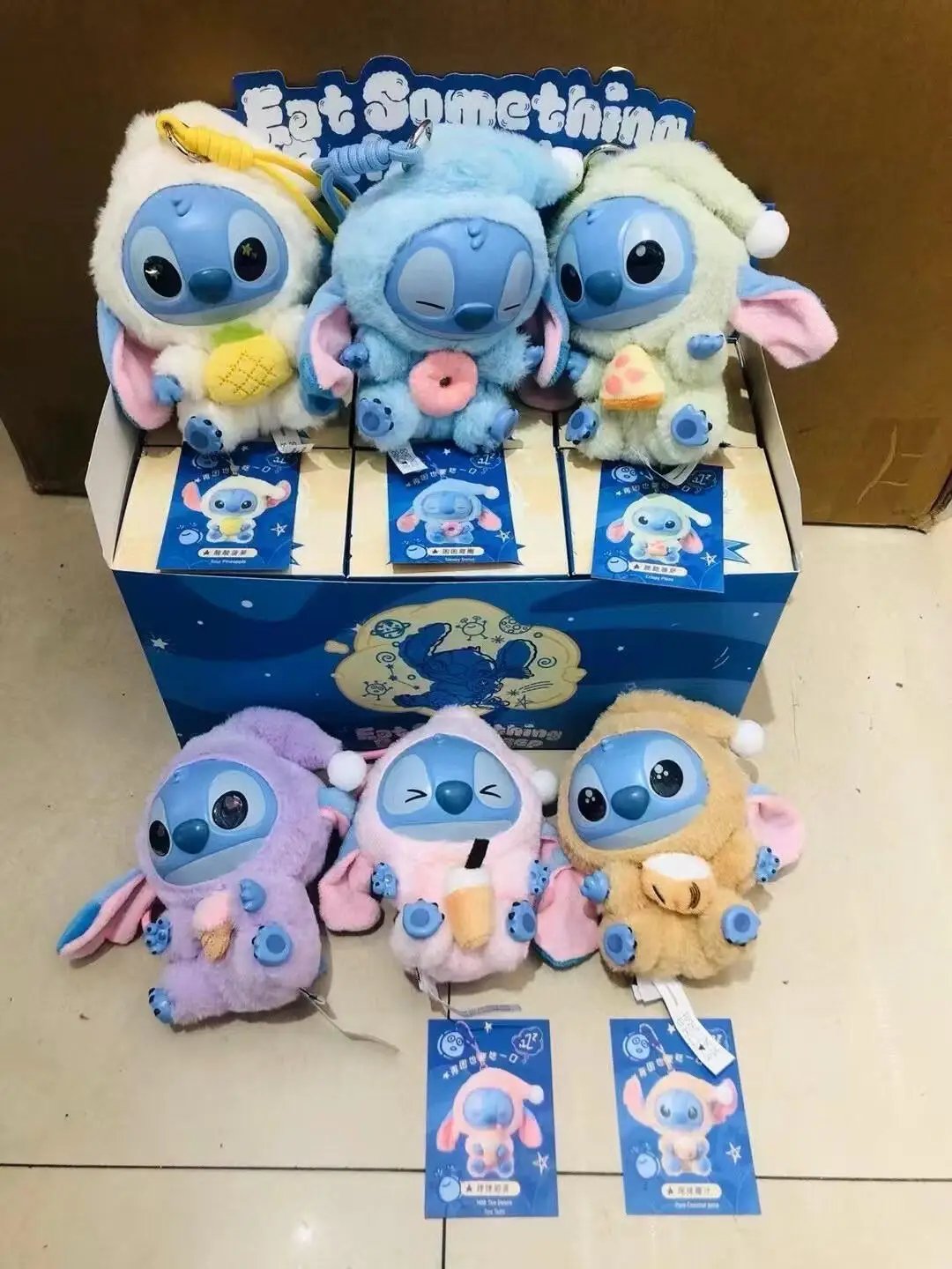 حار! kawaii غرزة صندوق أعمى حقيبة أكل بعض شيء قبل النوم سلسلة الفينيل قلادة لطيف دمية صندوق غامض رقيق دمية مفاجأة هدية