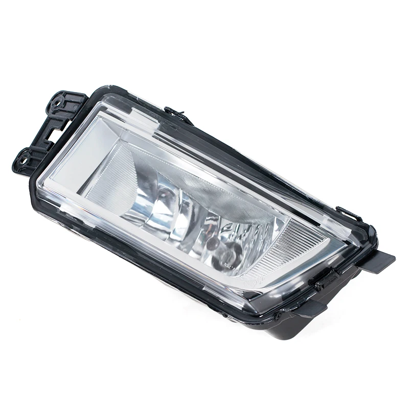 Car Front Bumper Fog Light With Bulb For Volkswagen VW Passat NMS B7 B5 2016-2018 Lamps Reflectors Trim Fog Light Grille Cover view 3
