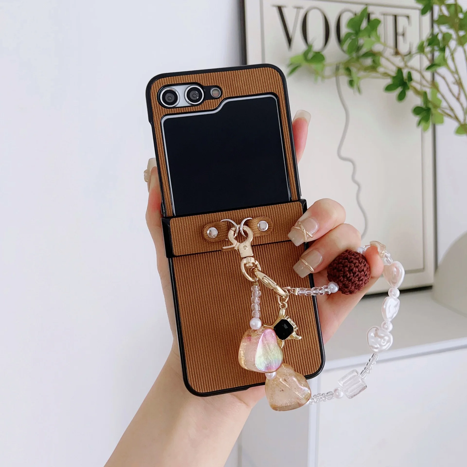 

Heart Beads Lanyard Phone Case for Samsung Galaxy Z Flip 7 6 5 4 Protective Back Cover for ZFlip5 ZFlip6 ZFlip7 Case Shell