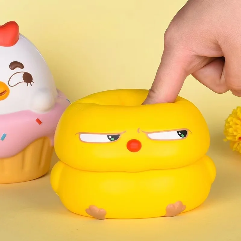 Funny little yellow chicken kneading music slow rebound cartoon doll office kneading decompression healing prank toy