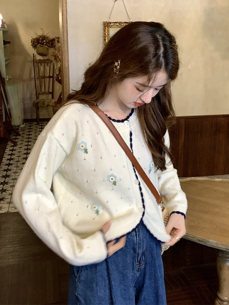 Korea Preppy Style Sweet Girl Crochet Hollowed Out O Neck Cute Flower Contrasting Colors Cardigan Full Sleeve Knitting