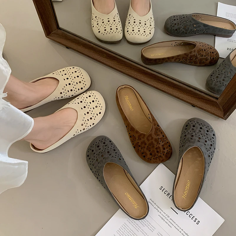 2026 New Women's Round Toe Casual Hollow Breathable Flat Slippers Spring and Summer Large Size Anti-Slip Comfortable Slippers
