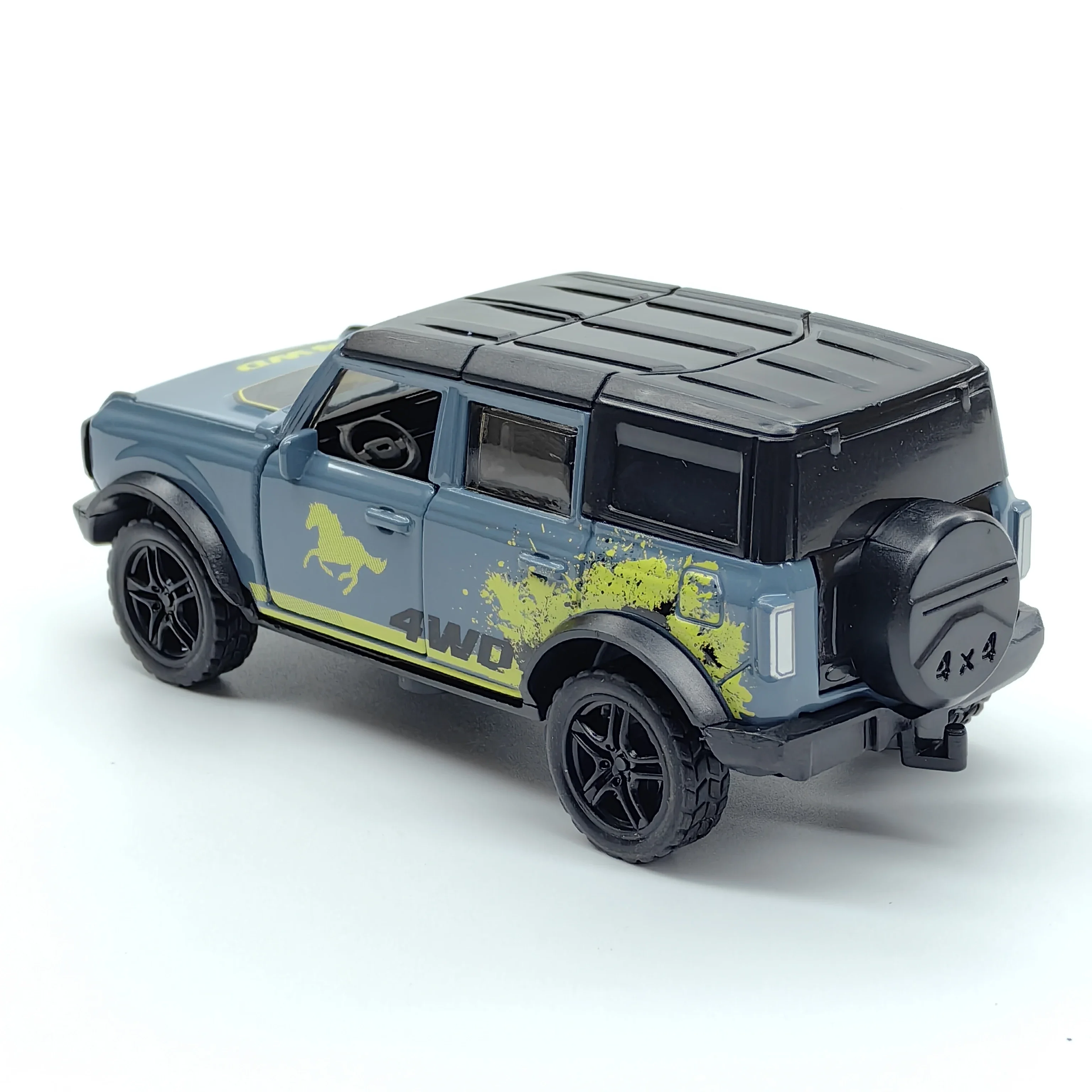 Exquisite-painted alloy sports car, children’s rewindable gliding toy car, educational collectible item.