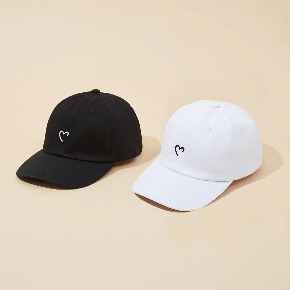 Leisure Couple Baseball Caps Love Embroidered Pattern Hats Outdoor Sunscreen Peaked Cap For Women Girls