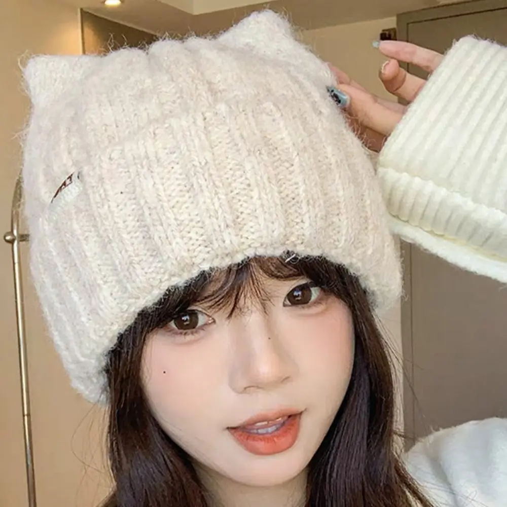 Berretti lavorati a maglia caldi foderati in pile tinta unita Berretti berretti femminili Hip Hop anti-freddo Cofano scaldino per orecchie di gatto all'aperto