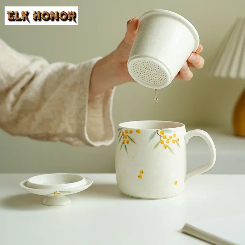 

430ml Hand-painted Loquat Filter Tea Separator Cup Japanese Tea Mug With Infuser Household Tea Making Office Water Cup Teaware