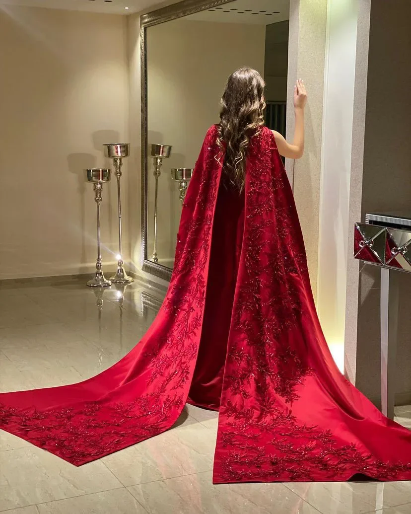 Robe de Bal Rouge Amanda pour Femme, Tenue de Soirée à Manches sulf, Fente Latérale, Perles, Paillettes, Plumes, Tulle, Formelle