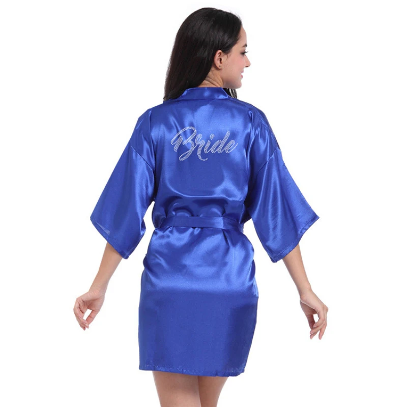 Wholesale Bride Letter Rhinestones Women Kimino Bridesmaid Short Satin Robes for Wedding Party  Dressing Gown T8