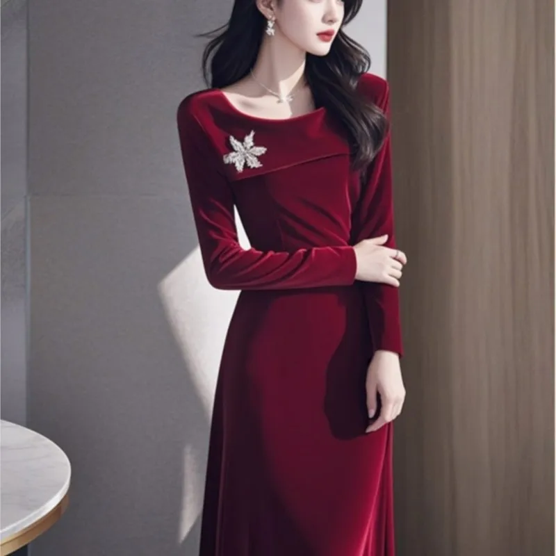 Wear with elegant temperament sense of dignified atmosphere velvet dress