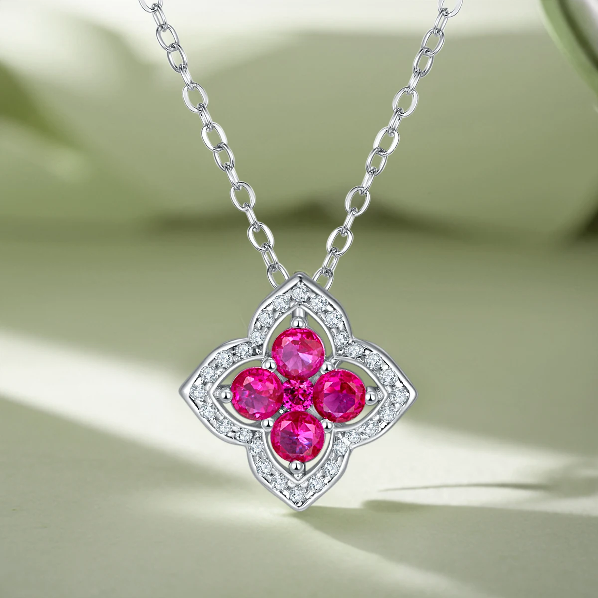 

Artificial Gemstone Cultivation Ruby Exquisite Fashion Women's S925 Sterling Silver Necklace Valentine's Holiday Wedding Gift