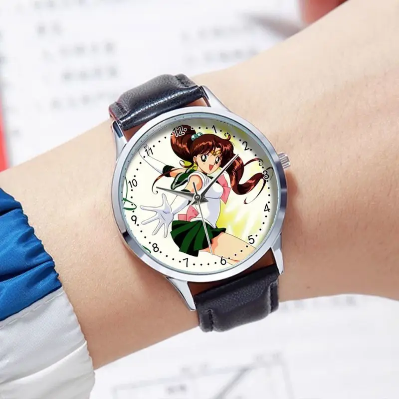 بحار القمر الكرتون أنيمي كينو ماكوتو الساعات الطرفية هدايا عيد الميلاد المراهقين الرجال والنساء ساعات الكوارتز بالجملة