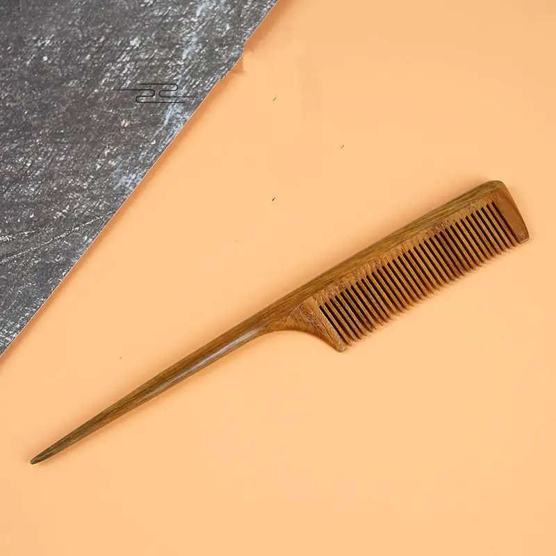 20 cm Haarkamm aus natürlichem Sandelholz, feinzahnig, verdickt, mit scharfem Ende, antistatischer Friseurkamm zum Stylen und Pflegen – Detail 6