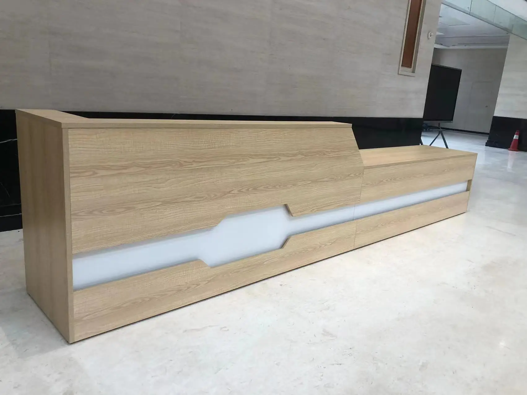 

Стол для приемной Приемная стойка Стол для офиса Стол для приема