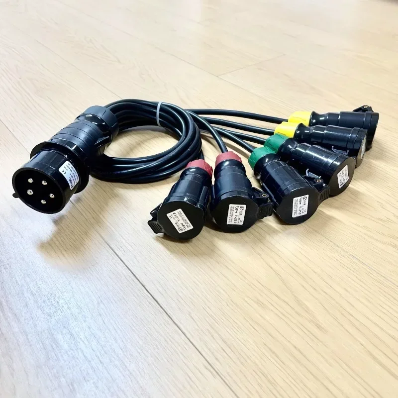 32A Tail-scattered stage lighting power cord 32A is divided into six lights, and the power cord is dragged for six pigtails.