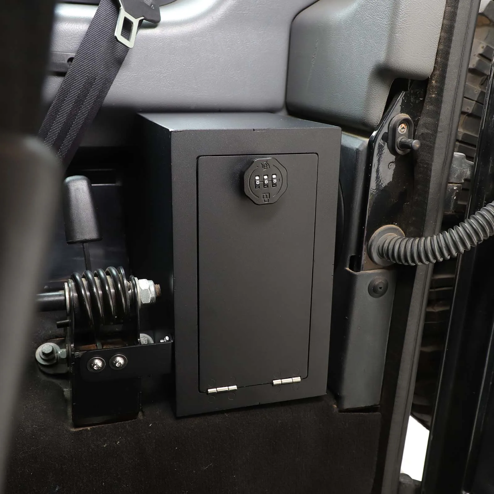Trunk Right Side Safe Box Aluminum Alloy Lockable Storage Box Car Organizer Car Trunk Box For Land Rover Defender L316 2004-2018