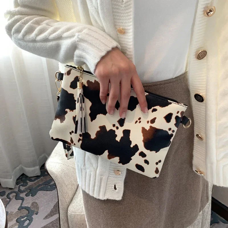 2025 New Personalized Handbag for Women, Envelope Handbag, Korean Edition Personalized Fashion Style Printed Bags