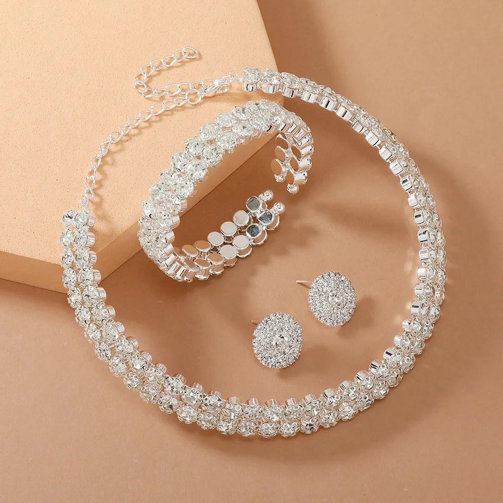 

Light Luxury Double Layer Choker Necklace for Women Full Rhinestone Cuff Bracelet Stud Earring Braidal Wedding Party Jewelry Set