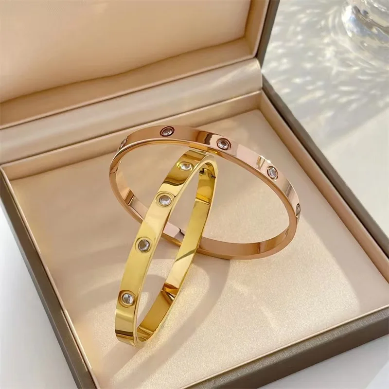 New Fashion Stainless Steel Women\'s Bracelet Couple Bangle Cubic Zirconia Gold Color Jewelry Gift For Men