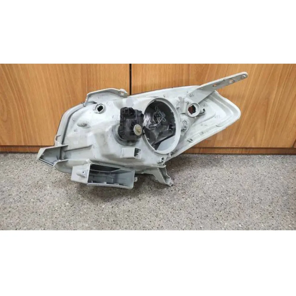 Pair Toyota Verossa Headlights 2001-2004