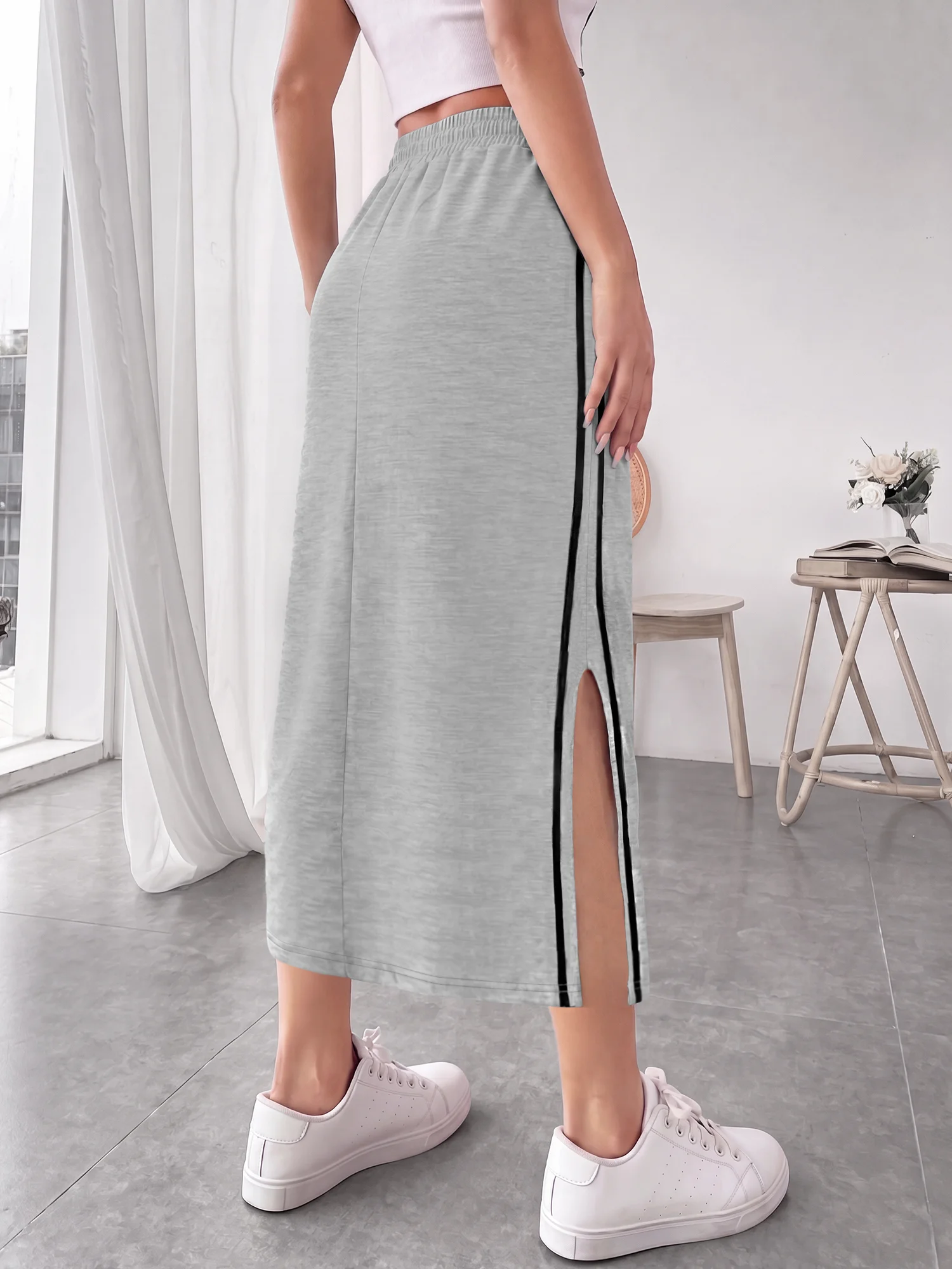 Trendy Athleisure Gray Striped Long Sweat Skirt Side Split Hem Elastic Drawstring Waist Pocket Midi Skirt For Women
