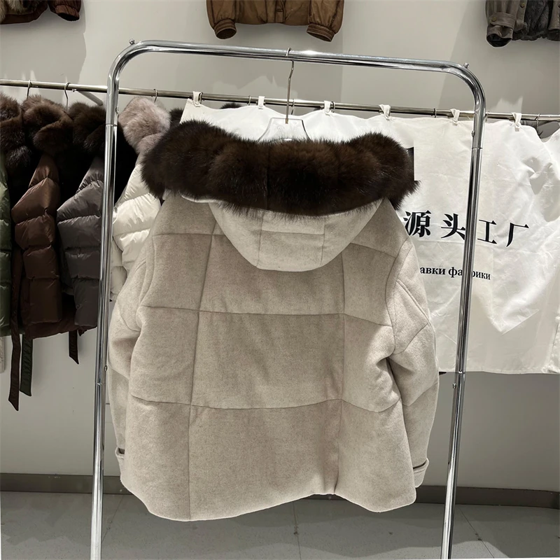 2026 Winter New Luxury Wool Down Jacket with Detachable Fox Fur Collar, High-Quality Short Thickened Warm and Stylish Outerwear view 4