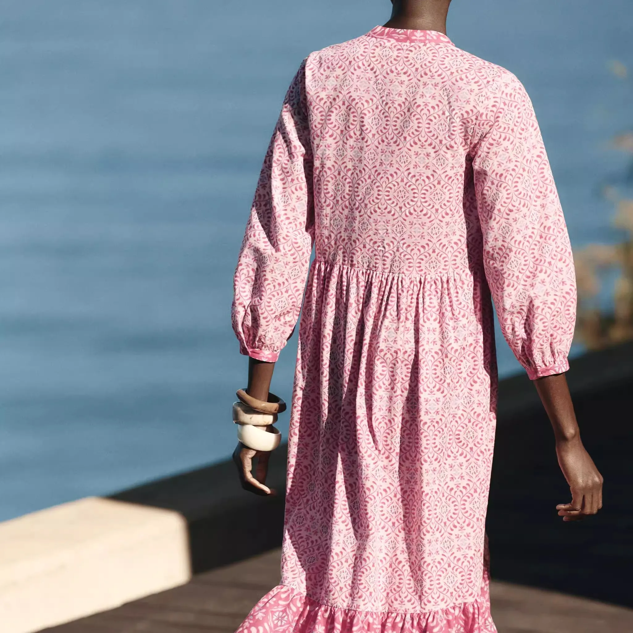 Sukienka midi w kwiatowy wzór z okrągłym dekoltem, długim rękawem, nowa letnia sukienka damska z rękawami typu dzwonek, wysoki stan, szyfon.