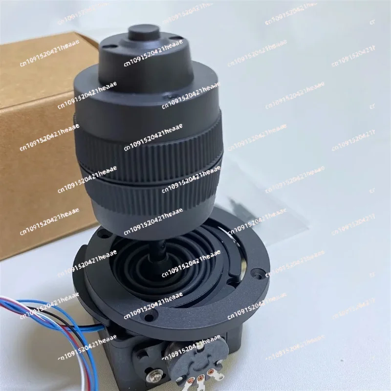 

Suitable for dimensional joystick potentiometer Y-D400B-R2/R4 for various motor controllers
