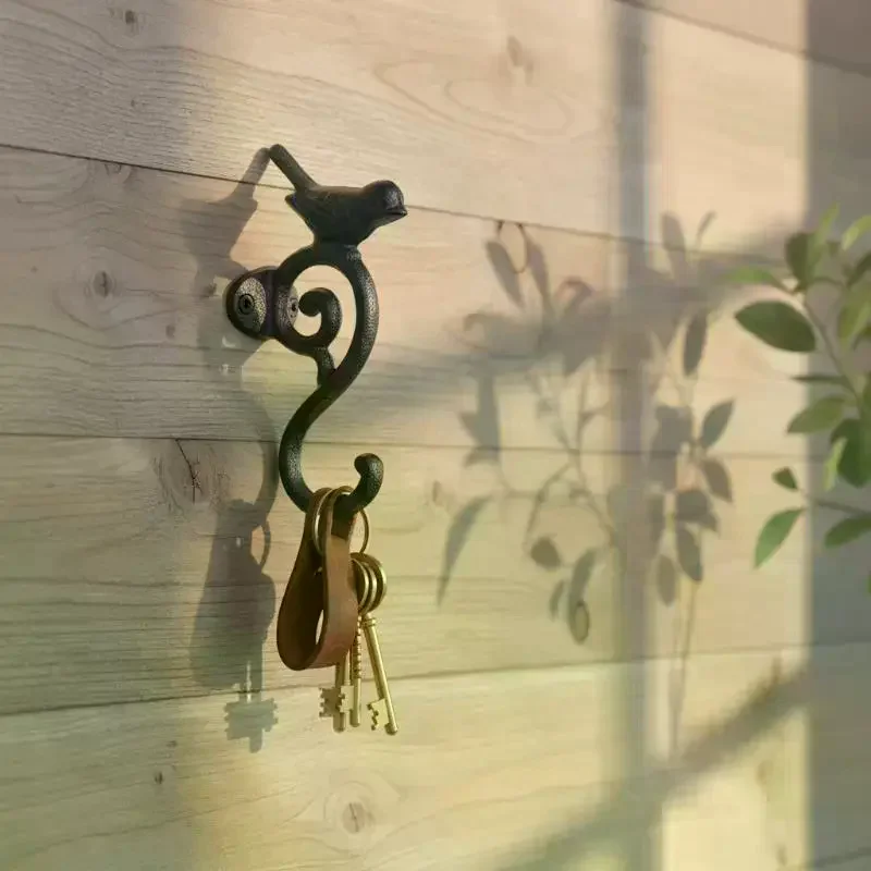 Creative Rustic Cast Iron Wall Hook Decorative Heavy Duty Wall Mounted Rack Sturdy Rust Proof Entryway Key Organizer Living Room