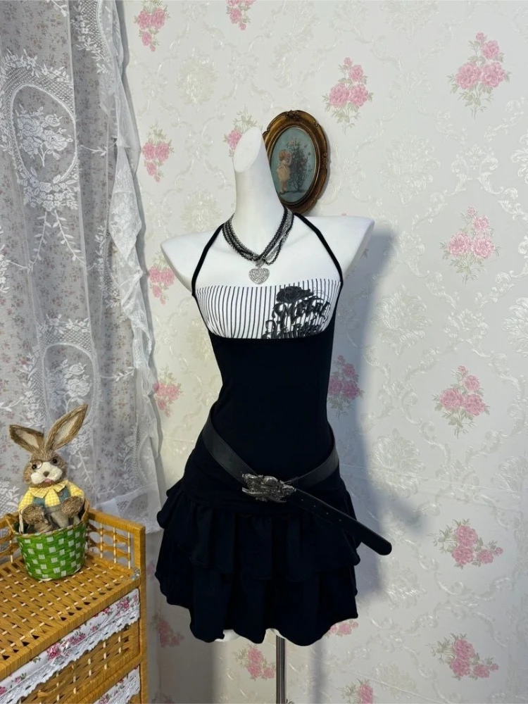 Harajuku Japanese Vintage Sleeveless Top Strip Print Fake Two-Piece Cami Top American Vintage Punk Style Tank Top Bodycon