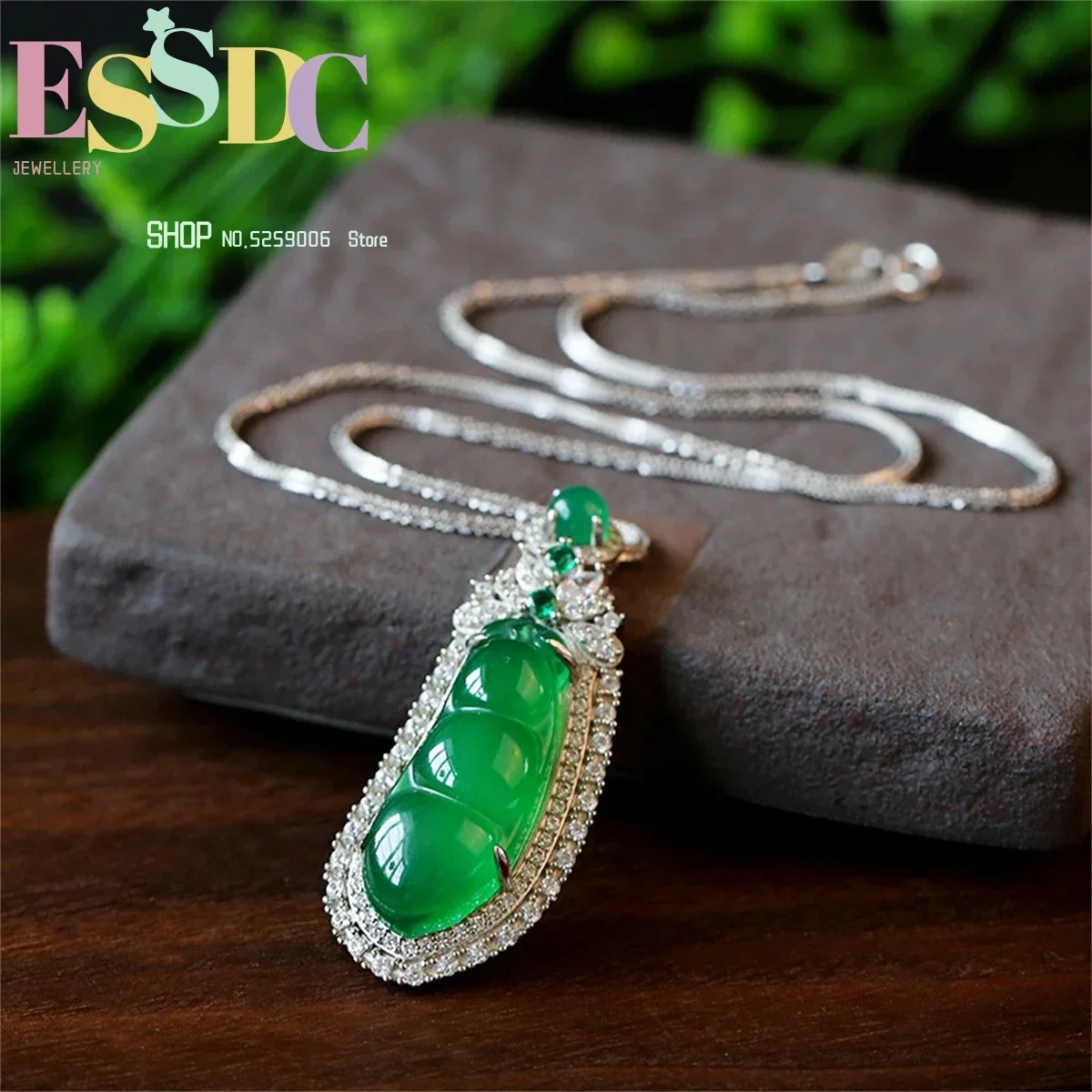 S925 Silver Luxury Inlaid Kidney Bean Rich And Noble Green Jade Pendant Women's Imperial Necklace Natural Ornaments  Fashion