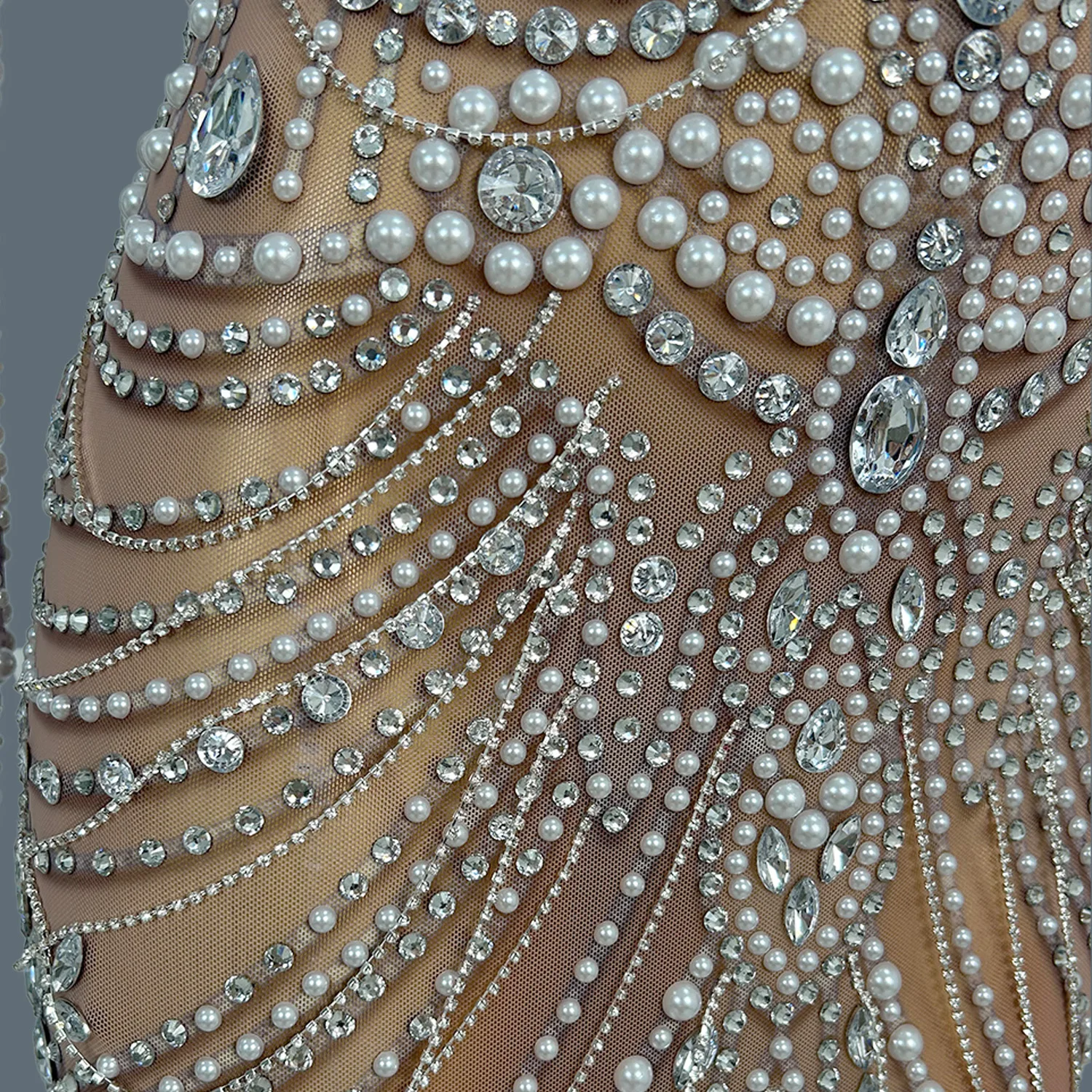 高級ウェディングドレスキラキラクリスタルハイエンド長袖イブニングドレスパーティーガラプロムレッドカーペットメッシュロングドレスNianlun