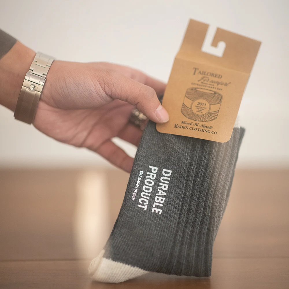 Maden الرجال تنفس 3 أزواج الجوارب عارضة المتناقضة اللون محبوك منتصف العجل الجوارب ثلاثة ألوان حفرة سميكة الدافئة خط طويل الجوارب