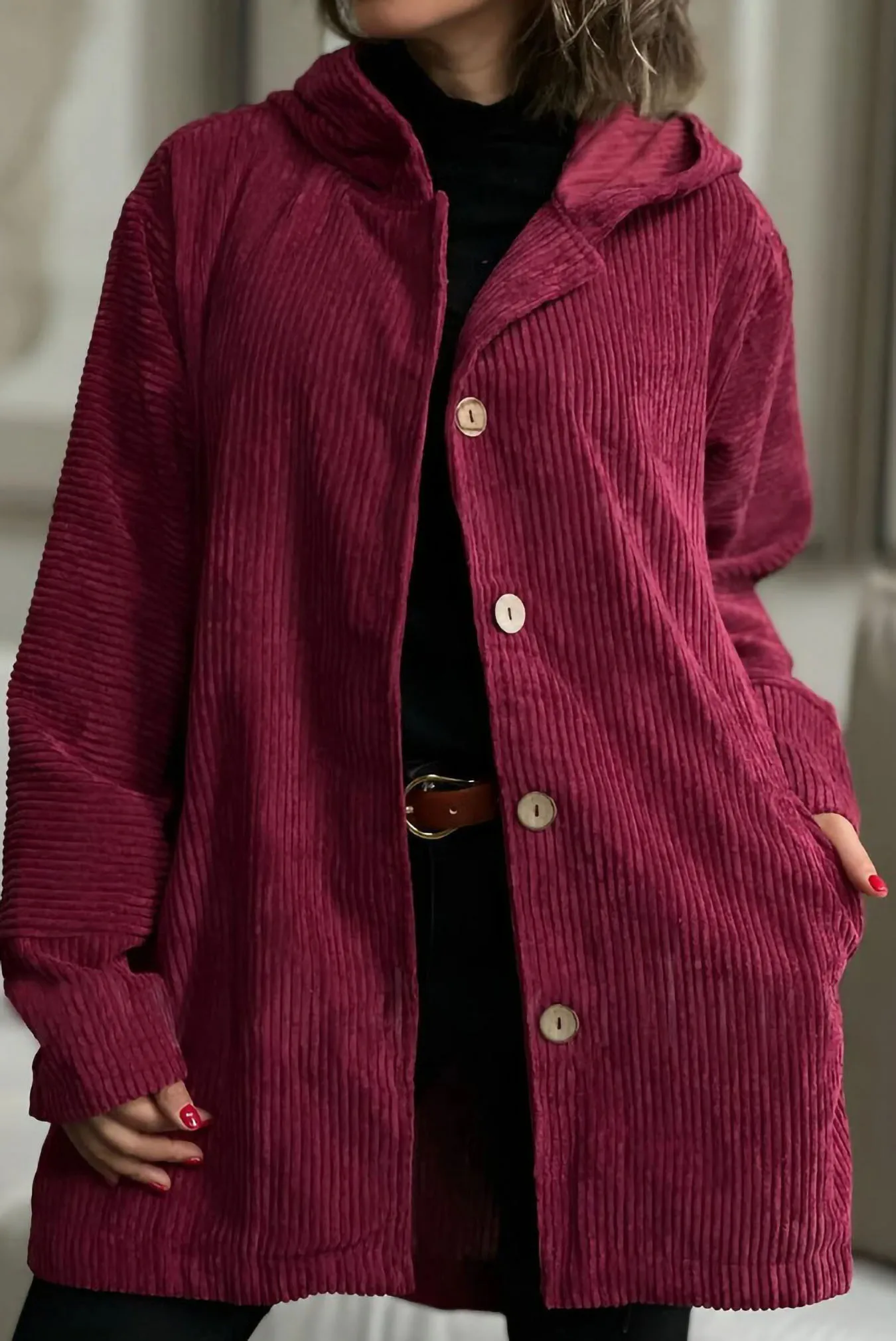 سترة سروال قصير نسائي لخريف وشتاء 2025 - معطف كاجوال كبير الحجم بغطاء للرأس، ملابس خارجية سميكة بنمط عتيق #1