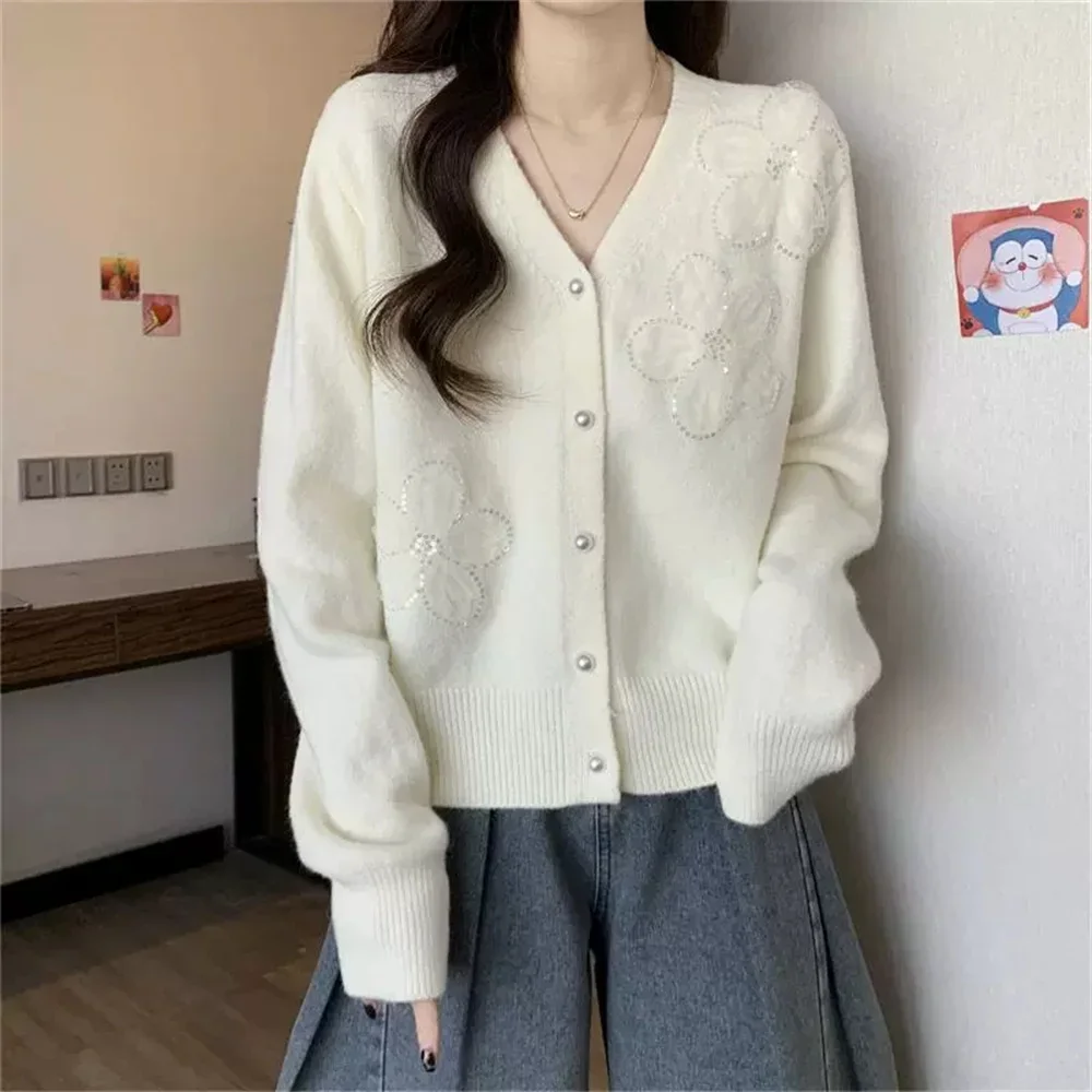 

2026 женские кардиганы, осень-зима, корейская мода, милые свитера с цветами, элегантный женский кардиган с v-образным вырезом и бисером, одежда, топы