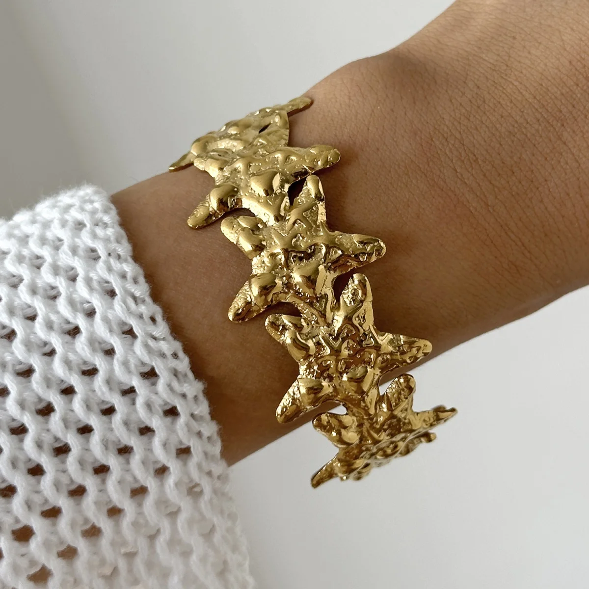 Übertriebene unregelmäßige Oberfläche Seestern Öffnung Manschette Armbänder für Frauen Männer Edelstahl Metall Sea Star Armreif Sommer Schmuck