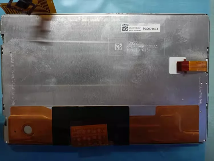 

8-дюймовый ЖК-экран LTA080B922F, проверен на нормальную работу перед отправкой.