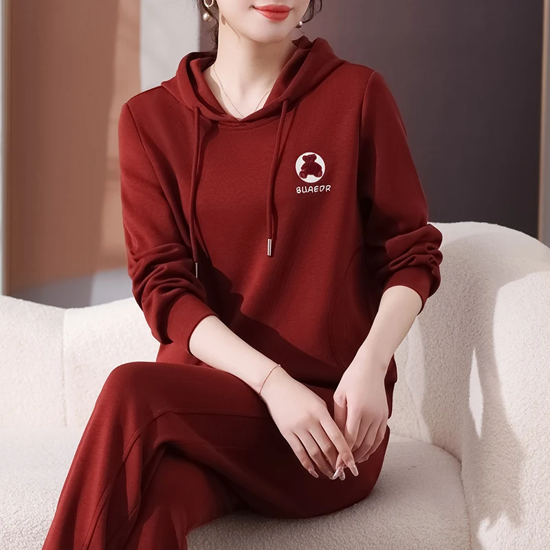 

Faionable Casual Sportswear Set for Women Mid-Aged And ly Large Size Hoodie Top And Long Pants Polyester Fiber