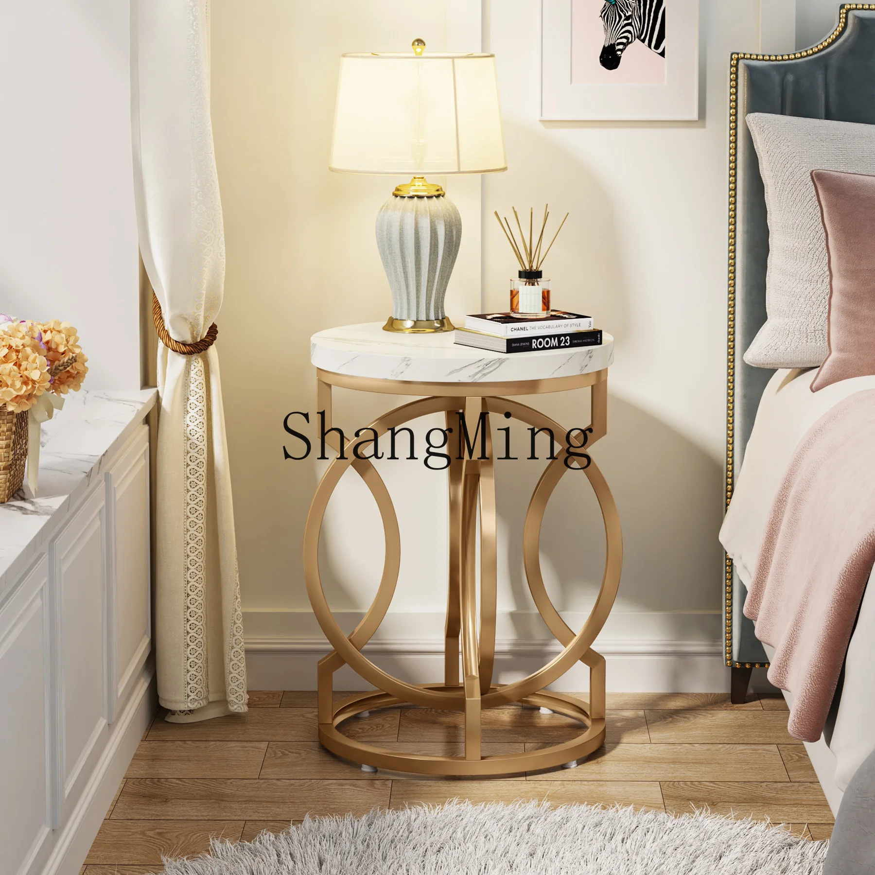 

SM small apartment sofa side table ins wind B & B hotel high-end bedside table living room simple small round table