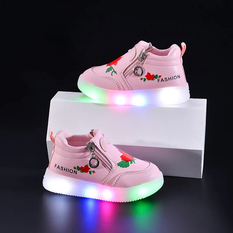 2026 Spring New Kids Sports Shoes Simple Versatile Girls' High Top Casual Shoe Comfort Anti Slip Child LED Light Shoes Кроссовки